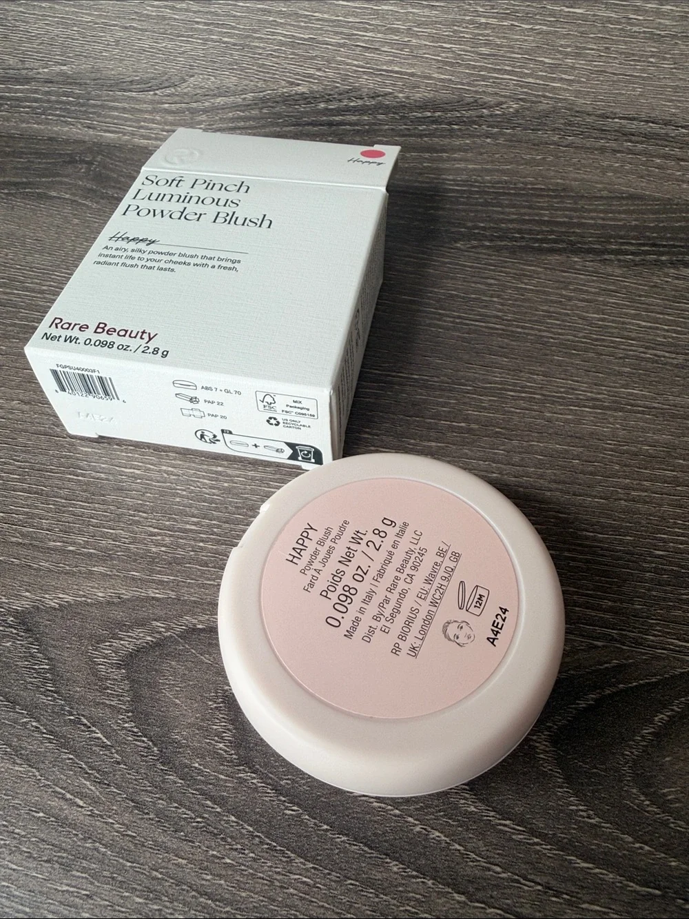 ❤️$ 17 NWT Rare Beauty Soft Pinch Luminous Powder Blush in Shade Happy 2.8g